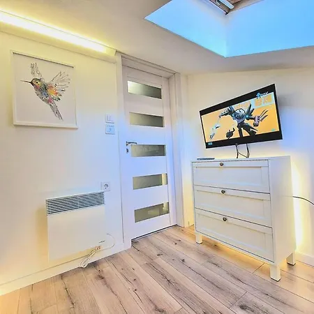 Art + 2bd Parking Space Apartament